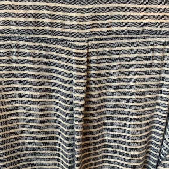 Beachlunchlounge flannel shirt, blue and white stripe, Size XL like new! - Picture 3 of 5